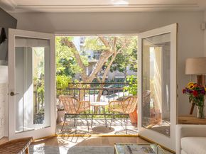 146 S Clark Drive 101, West Hollywood CA 90048