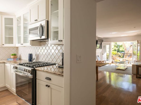 146 S Clark Drive 101, West Hollywood CA 90048