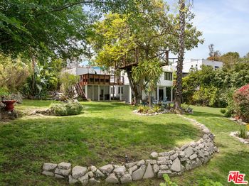 955 W Avenue 37
