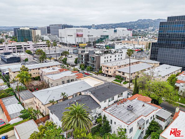8436 Blackburn Avenue, Los Angeles CA 90048