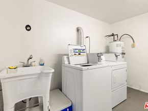 960 N Micheltorena Street, Los Angeles CA 90026