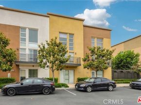 1520 W Artesia Square D, Gardena CA 90248