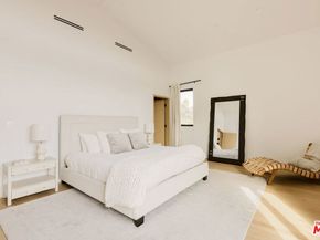 9064 Harland Avenue, West Hollywood CA 90069