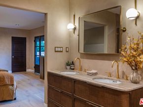 1851 Outpost Drive, Los Angeles CA 90068