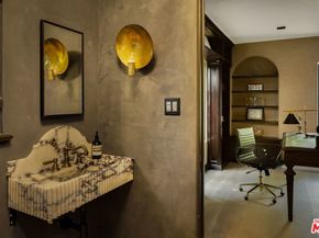 1851 Outpost Drive, Los Angeles CA 90068