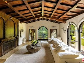 1851 Outpost Drive, Los Angeles CA 90068