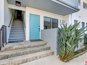 1045 N Ardmore Avenue, Los Angeles CA 90029