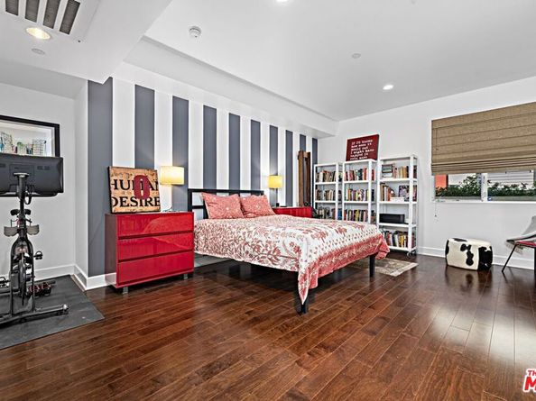 1250 N Harper Avenue 416, West Hollywood CA 90046