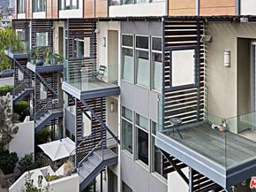 1250 N Harper Avenue 416, West Hollywood CA 90046