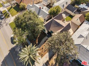 1667 N Allen Avenue, Pasadena CA 91104