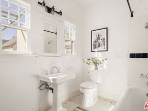 1667 N Allen Avenue, Pasadena CA 91104