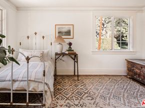 2107 Santa Rosa Avenue, Altadena CA 91001