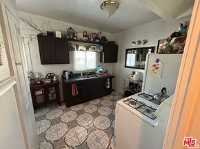 150 N Coronado Street, Los Angeles CA 90026