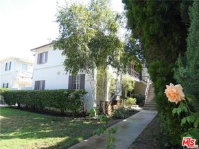 10742 Sarah Street, Toluca Lake CA 91602