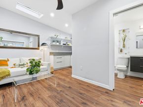 12909 Ida Avenue, Los Angeles CA 90066