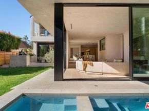 2048 Linnington Avenue, Los Angeles CA 90025