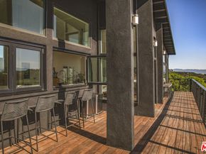 21960 Cereza Way, Topanga CA 90290