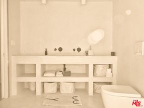 21960 Cereza Way, Topanga CA 90290