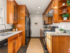 3344 Delaware Avenue, Santa Monica CA 90404