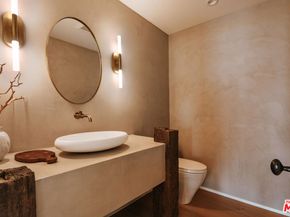 29660 Harvester Road, Malibu CA 90265