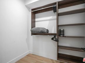 1842 S Sycamore Avenue, Los Angeles CA 90019