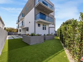 1636 Longwood Avenue, Los Angeles CA 90019