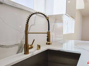 1636 Longwood Avenue, Los Angeles CA 90019