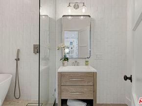 22140 Ybarra Road, Woodland Hills CA 91364