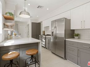 22140 Ybarra Road, Woodland Hills CA 91364