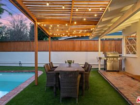 22140 Ybarra Road, Woodland Hills CA 91364