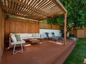 22140 Ybarra Road, Woodland Hills CA 91364