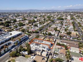 3608 10th Avenue, Los Angeles CA 90018