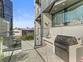 211 W Elm Court 3C, Los Angeles CA 90067