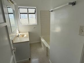 1301 Stanford Street, Santa Monica CA 90404