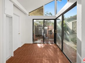 1301 Stanford Street, Santa Monica CA 90404