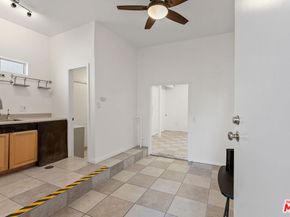 2613 S Robertson Boulevard, Los Angeles CA 90034