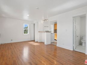 2613 S Robertson Boulevard, Los Angeles CA 90034