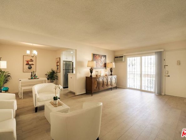 1754 N Kenmore Avenue 202, Los Angeles CA 90027