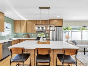 11374 Spica Dr, San Diego CA 92126
