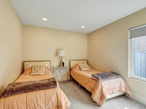 18528 Locksley St, San Diego CA 92128