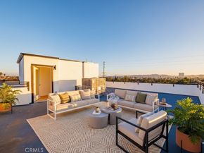 1656 S Hayworth Avenue, Los Angeles CA 90035