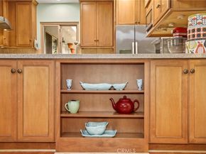 2064 Oak Valley, Glendale CA 91208