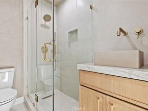 8321 Outland View, Sun Valley CA 91352