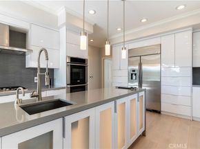 4918 Calvin Avenue, Tarzana CA 91356