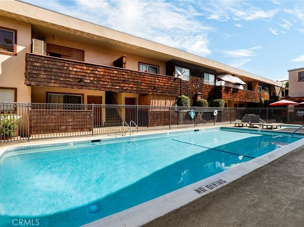 5403 Newcastle Avenue 28, Encino CA 91316
