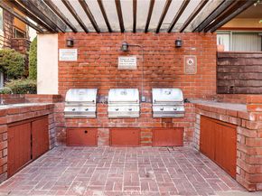 5403 Newcastle Avenue 28, Encino CA 91316