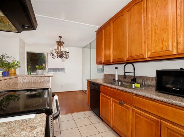 5403 Newcastle Avenue 28, Encino CA 91316