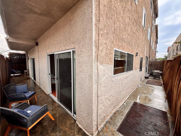 817 10th Street 104, Santa Monica CA 90403