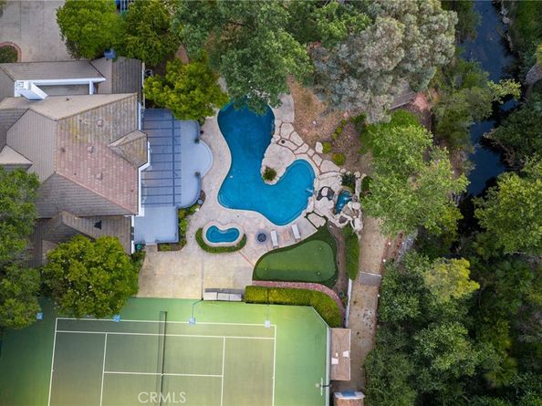 28925 Medea Mesa Road, Agoura Hills CA 91301