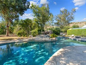 28925 Medea Mesa Road, Agoura Hills CA 91301